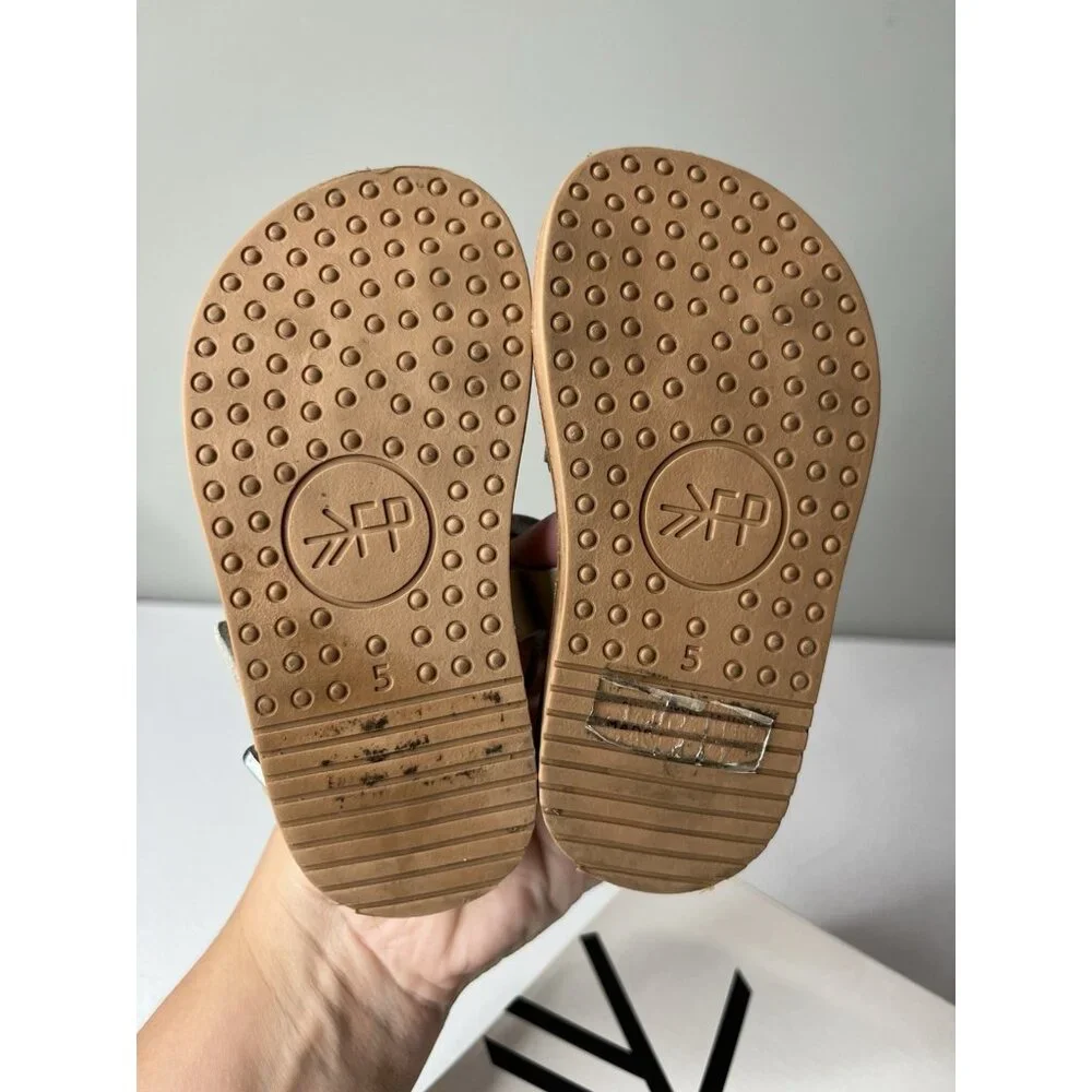 Freshly Picked Toddler Platinum Laguna Sandal Size‎ 5 With Box